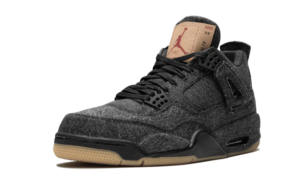 J4 - RETRO BLACK LEVIS