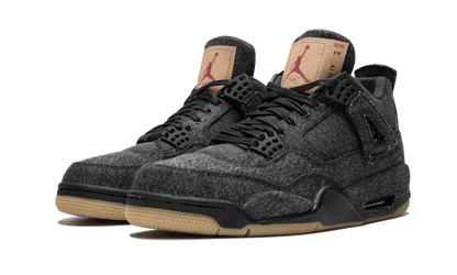 J4 - RETRO BLACK LEVIS