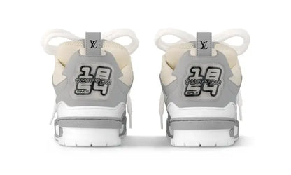 LOUIS VUITTON SKATE GREY